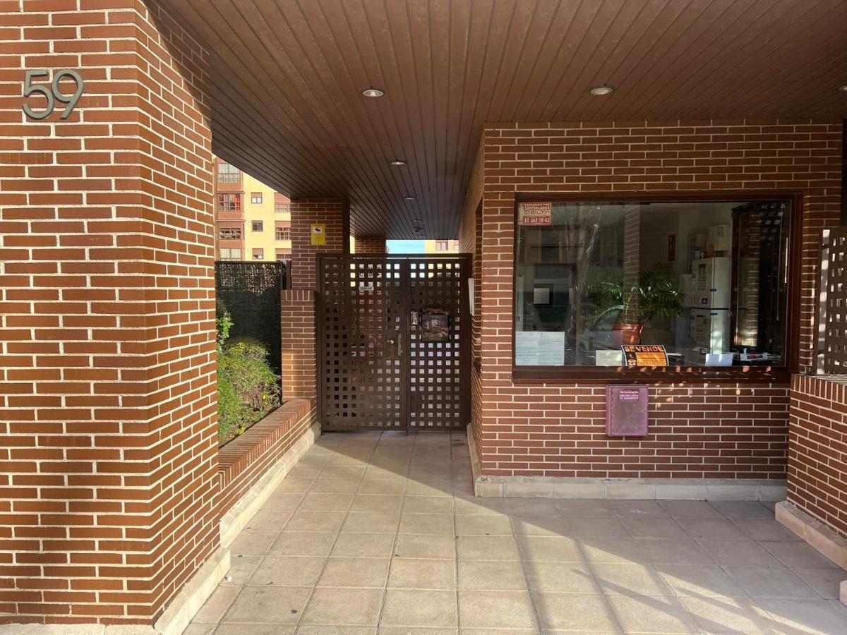 Madrid Apartments Suites Deyanira 59 ภายนอก รูปภาพ